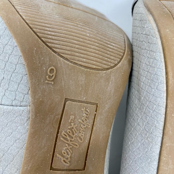 Women’s Elegant Gray Peep-Toe Heels Size 9 - Picture 8 of 9